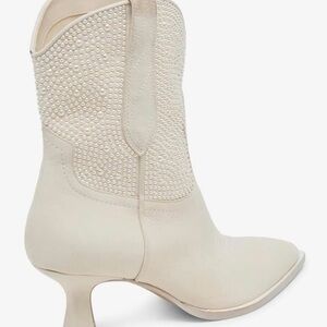 Dolce Vita Angel Pearl Pointed Toe Western Boot Cream Beige Boots Size 8.5